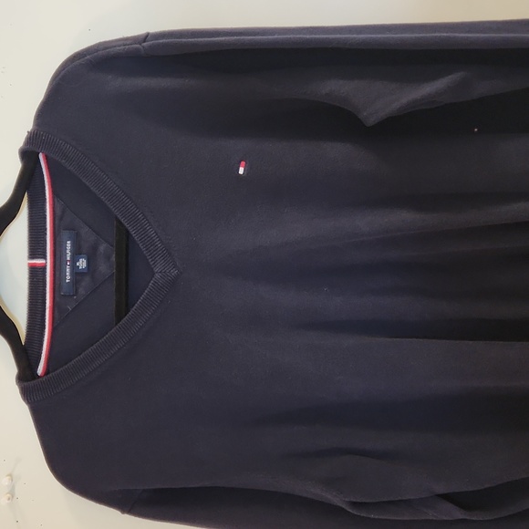 Tommy Hilfiger ~ Designer Men's V-Neck Longsleeved Sweater Navy Blue Size XL - Picture 2 of 7